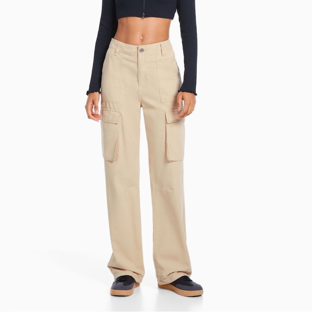 Bershka Khaki beige Medium Rise Straight Leg Cargo Pants